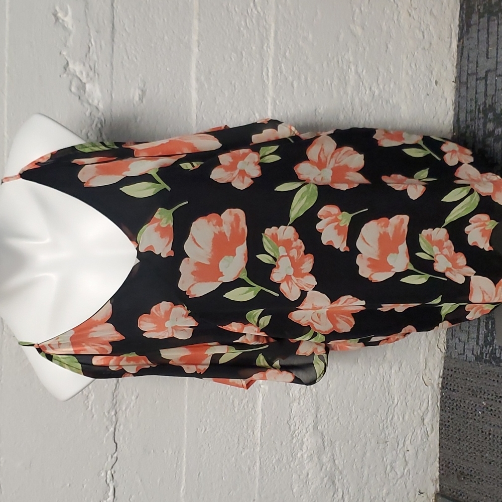 Peach Love California Floral Design Cold Shoulder Dress Size Small